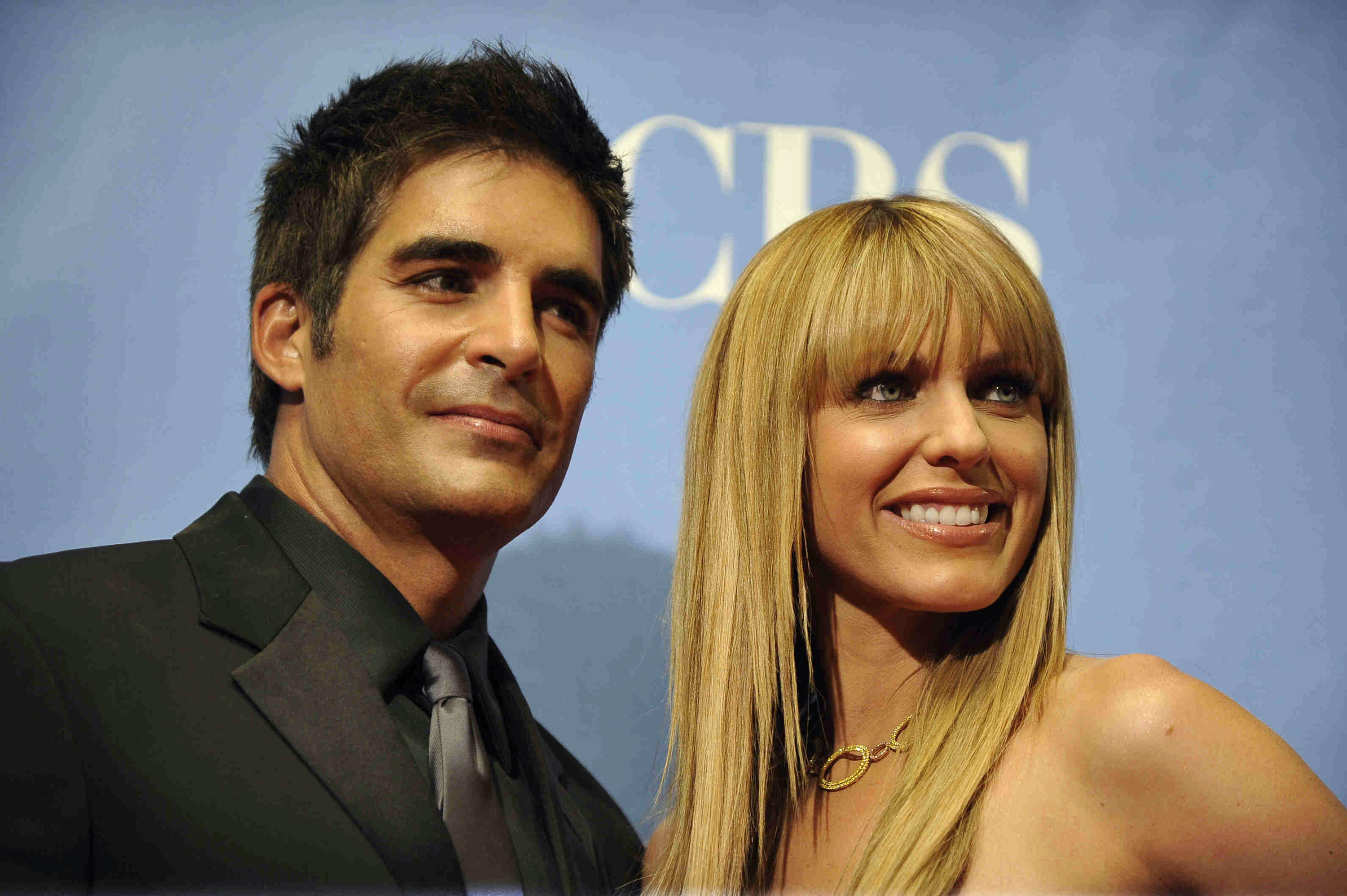 'Days of Our Lives' actors Galen Gering and Arianne Zucker posing together at the Daytime Emmys.