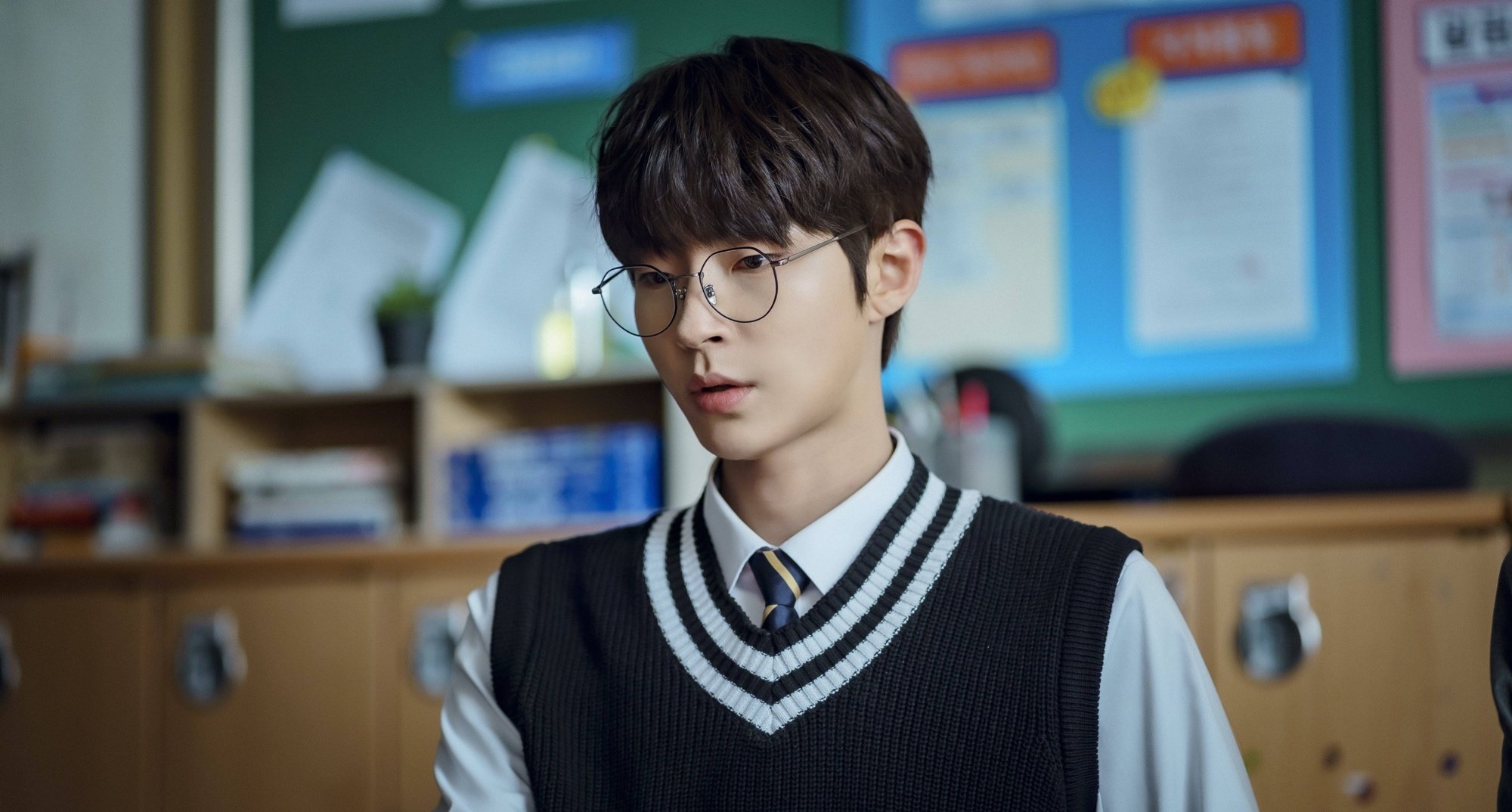 Hwang In-youp as Il-deung in 'The Sound of Magic' in relation to deleted scene.