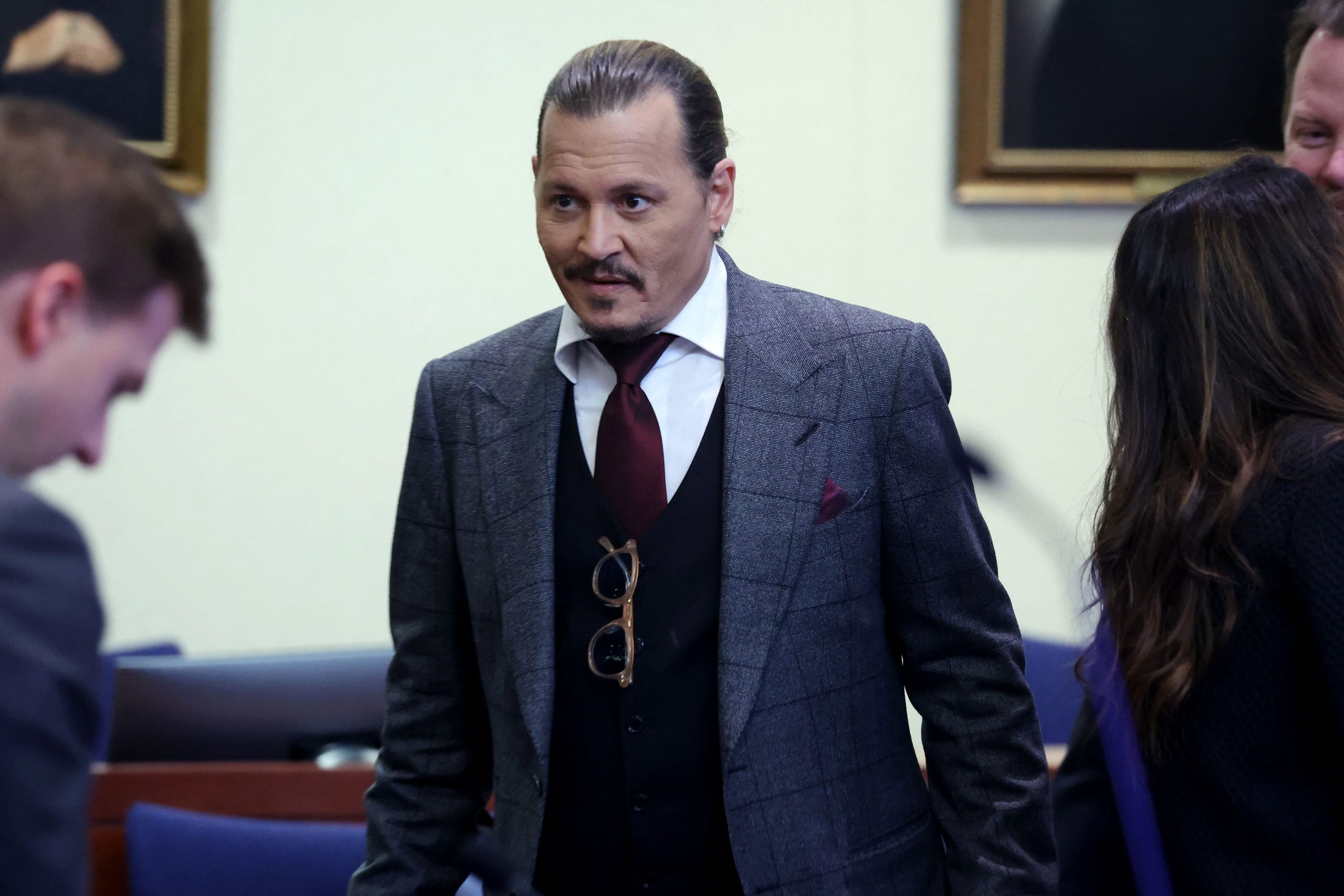 Johnny Depp was eating candy in court