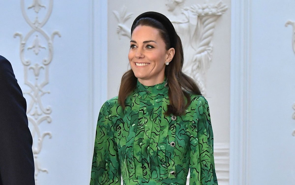 Kate Middleton, Duchess of Cambridge, wearing a headband and a green dress arrives for a meeting with the Irish President at Áras an Uachtaráin on March 03, 2020 in Dublin, Ireland