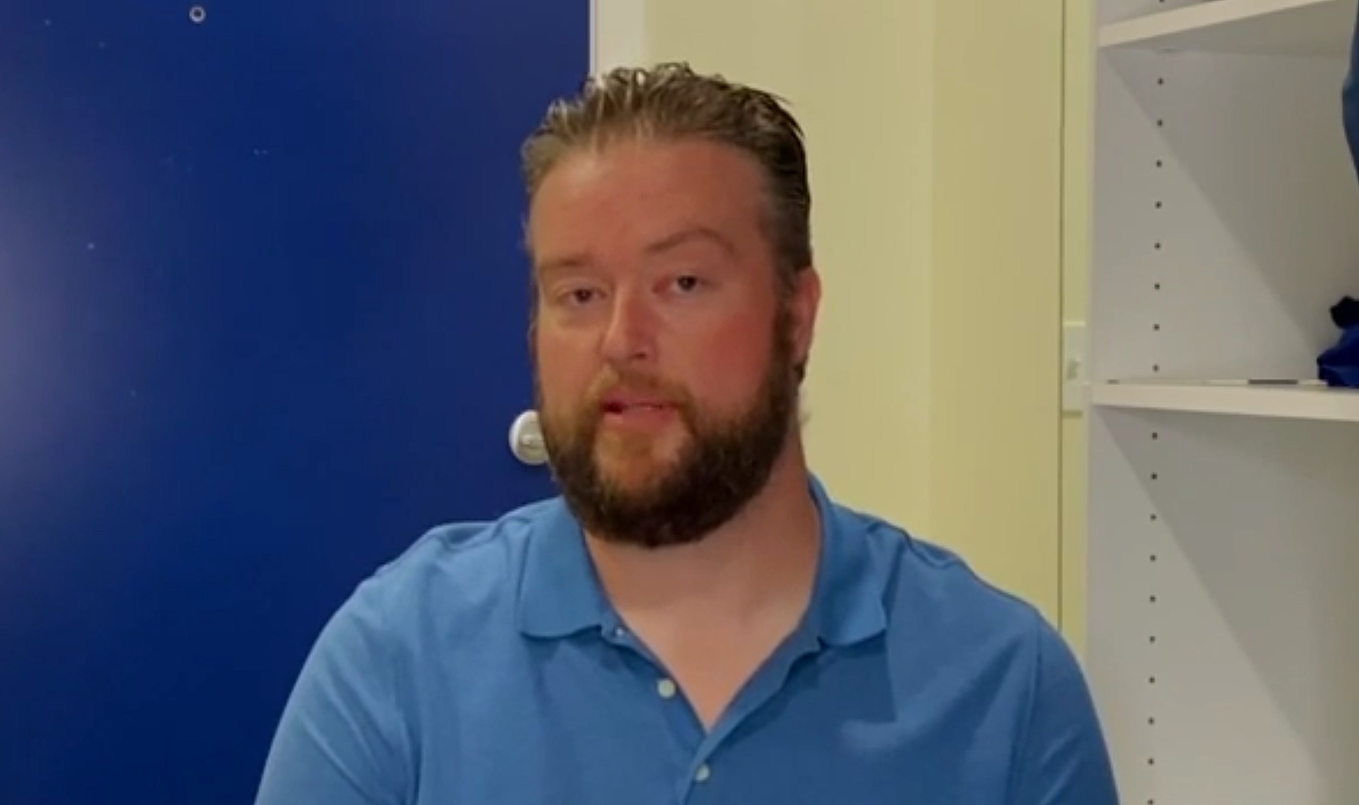 Mike Youngquist, Natalie Mordovtseva's husband, wears a blue shirt while in his apartment in Seattle, Washington on '90 Day Diaries' on TLC.