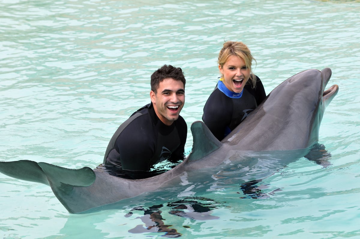Star of The Bachelorette Ali Fedotowsky celebrates her 26th birthday with her fiancé Roberto Martinez at SeaWorld San Diego in 2010