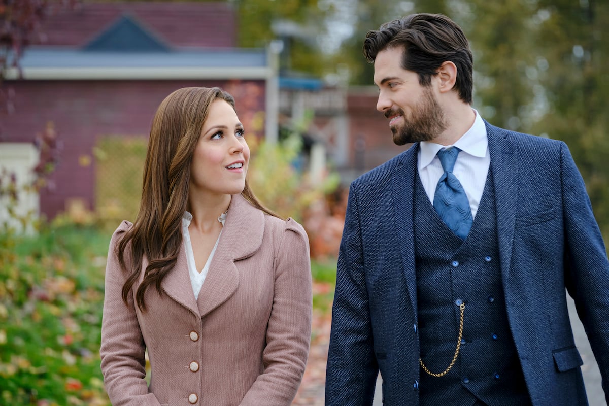 Erin Krakow as Elizabeth looking at Chris McNally as Lucas in the 'When Calls the Heart' Season 9 finale