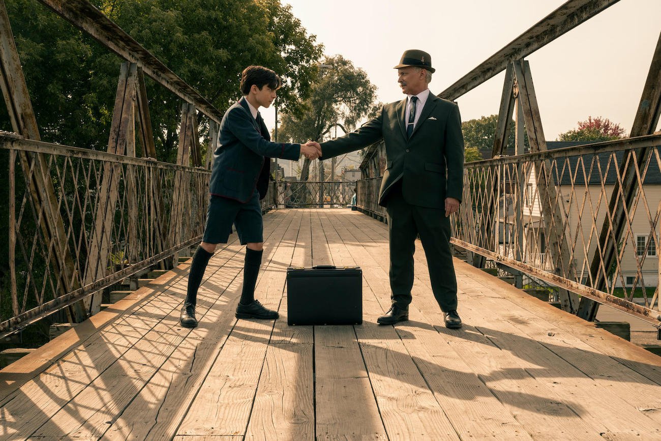 Number Five (Aidan Gallagher) with Old Man Five (Sean Sullivan) in 'The Umbrella Academy' Season 2