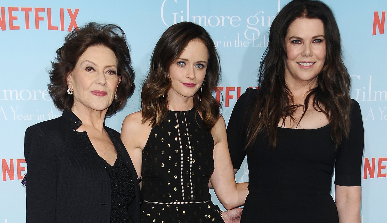 Gilmore Girls cast members Kelly Bishop, Alexis Bledel, and Lorelai Gilmore, who make up the Gilmore family