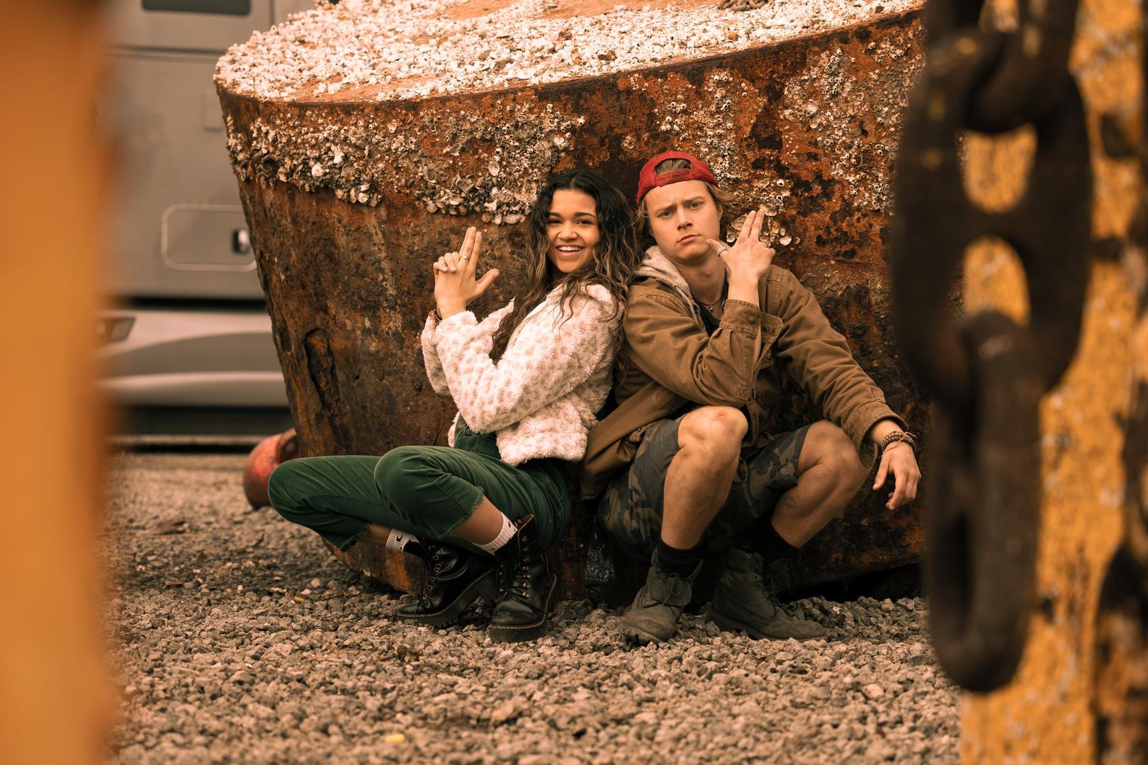 Kiara (Madison Bailey) and J.J. (Rudy Pankow) in Netflix's 'Outer Banks'