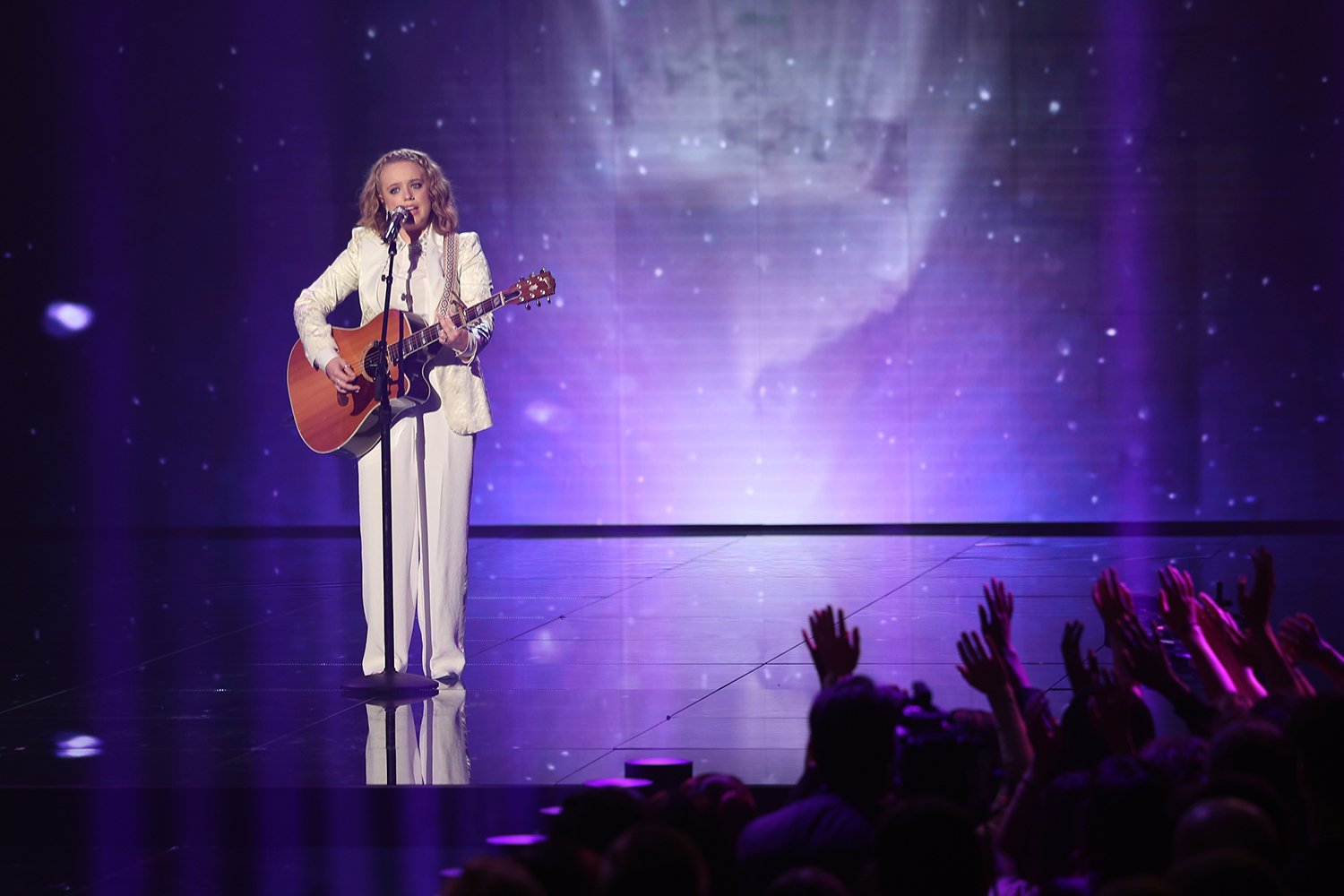Leah Marlene performs on American Idol 2022 before the Top 5 results
