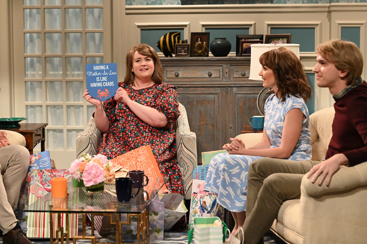 Aidy Bryant, Chloe Fineman, and Andrew Dismukes act out the Mother's Day gifts sketch on Saturday Night Live