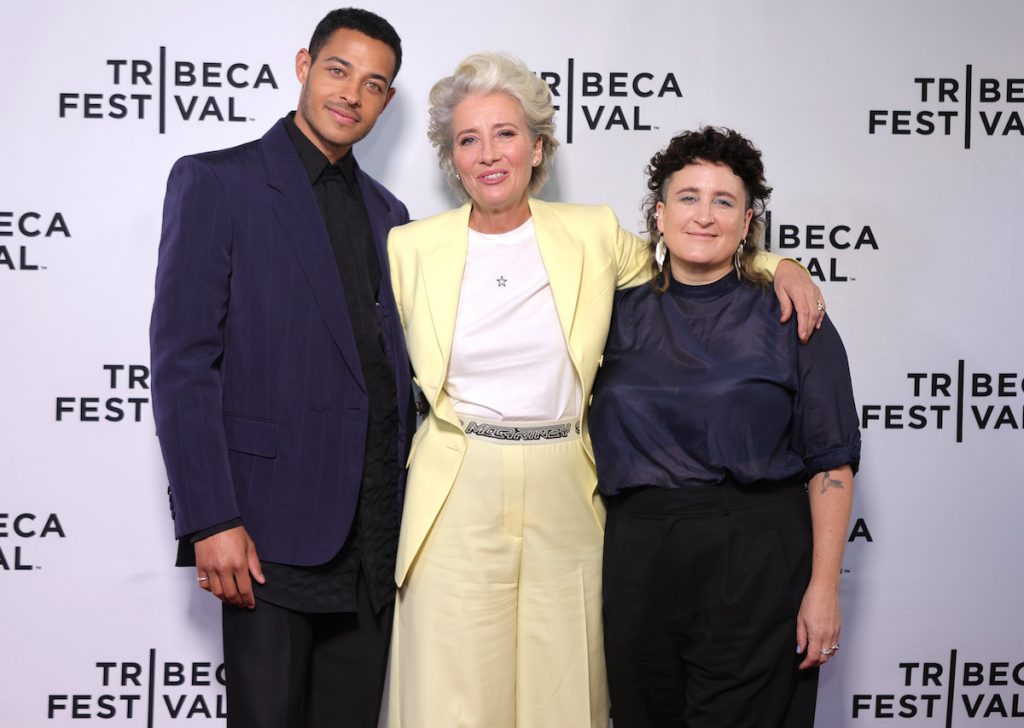 Daryl McCormack, Emma Thompson und Sophie Hyde posieren für Fotos bei der Premiere von Good Luck To You, Leo Grande während des Tribeca Film Festivals 2022