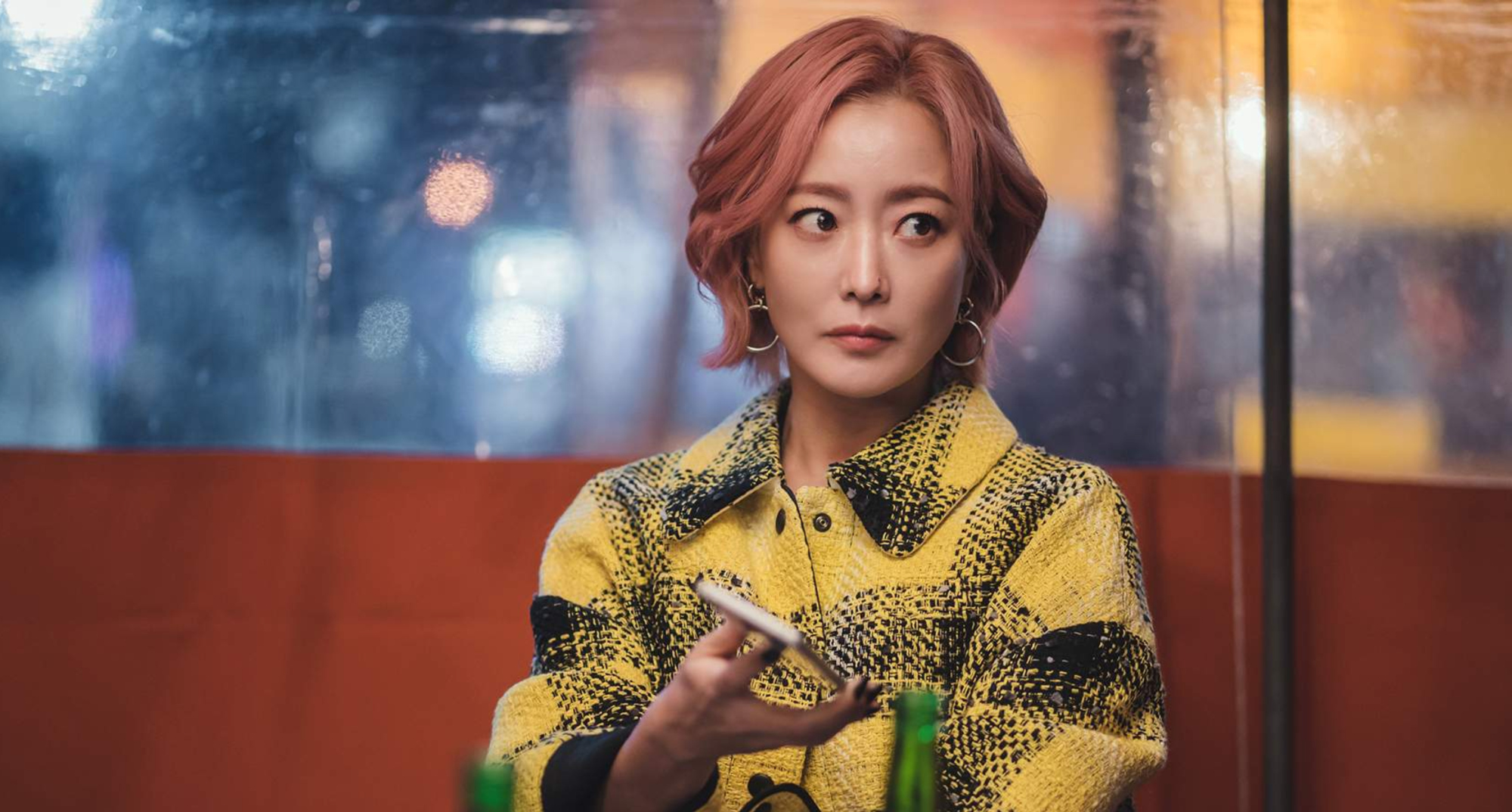 Female lead character Goo Ryeon from Netflix 2022 K-drama 'Tomorrow'