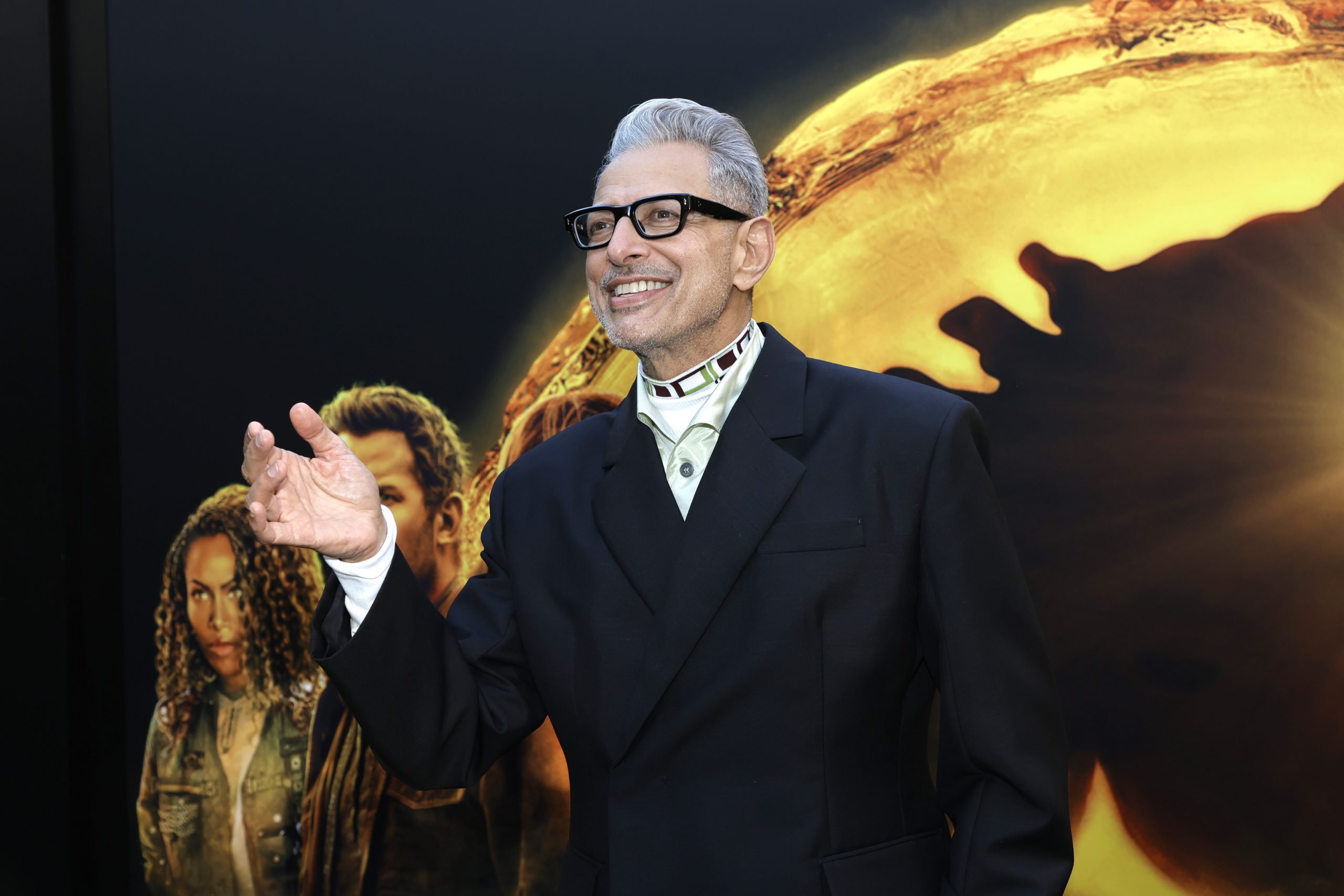 ‘Jurassic World Dominion’ Legacy Cast Welcomed Jeff Goldblum With a ‘Royal Greeting’