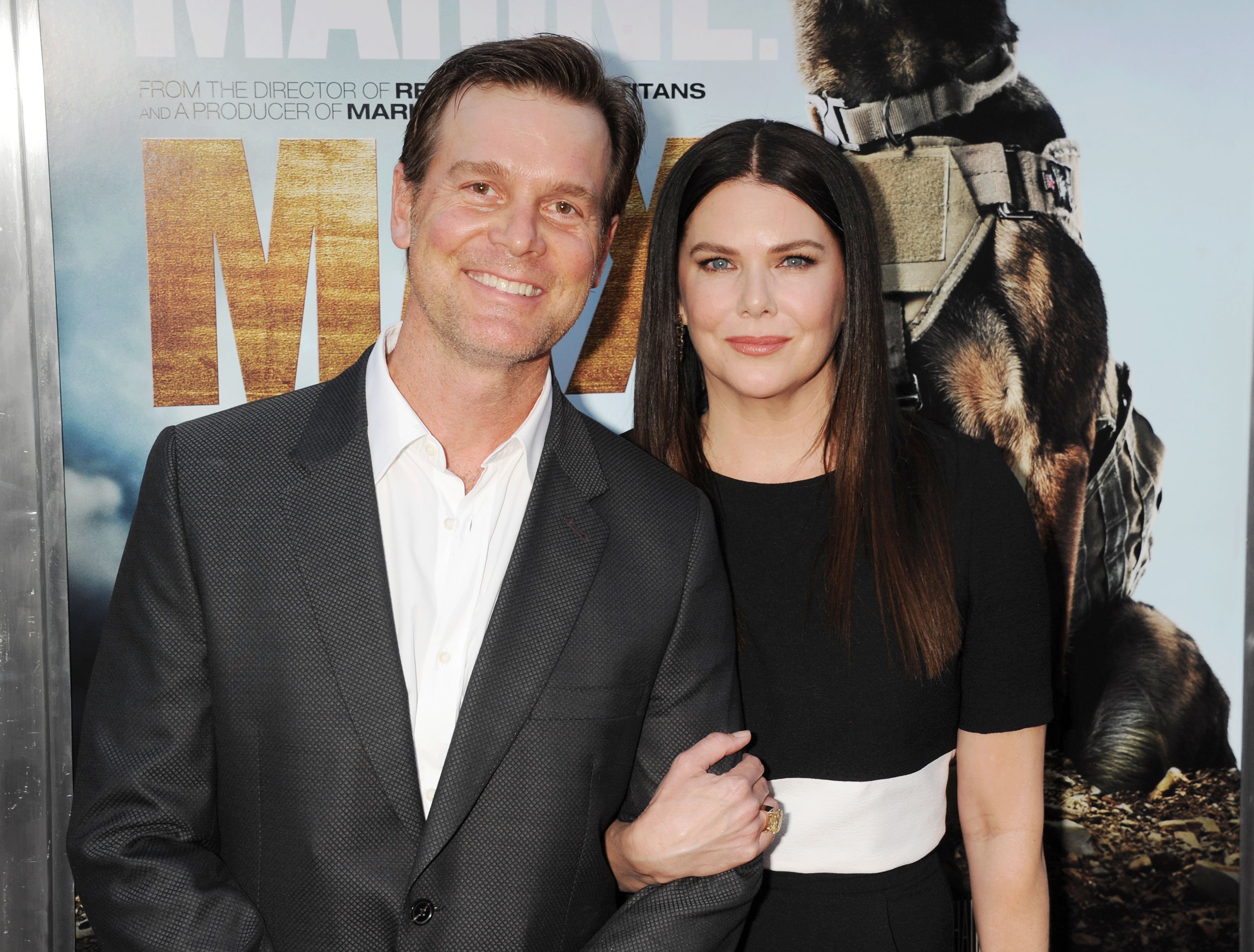 Peter Krause and Lauren Graham attend the premiere of 'MAX' 
