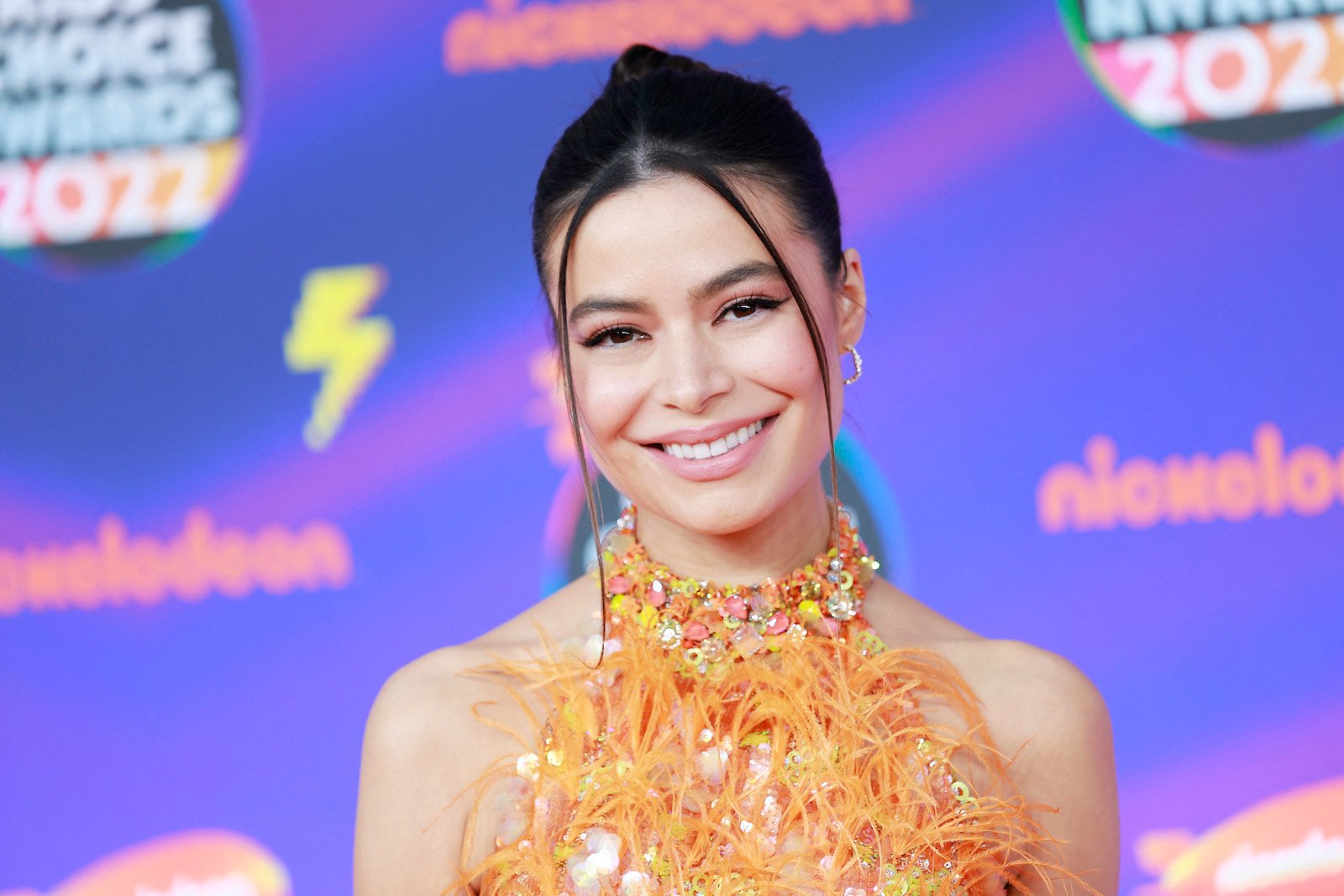 Miranda Cosgrove at the 2022 Nickelodeon Kids' Choice Awards