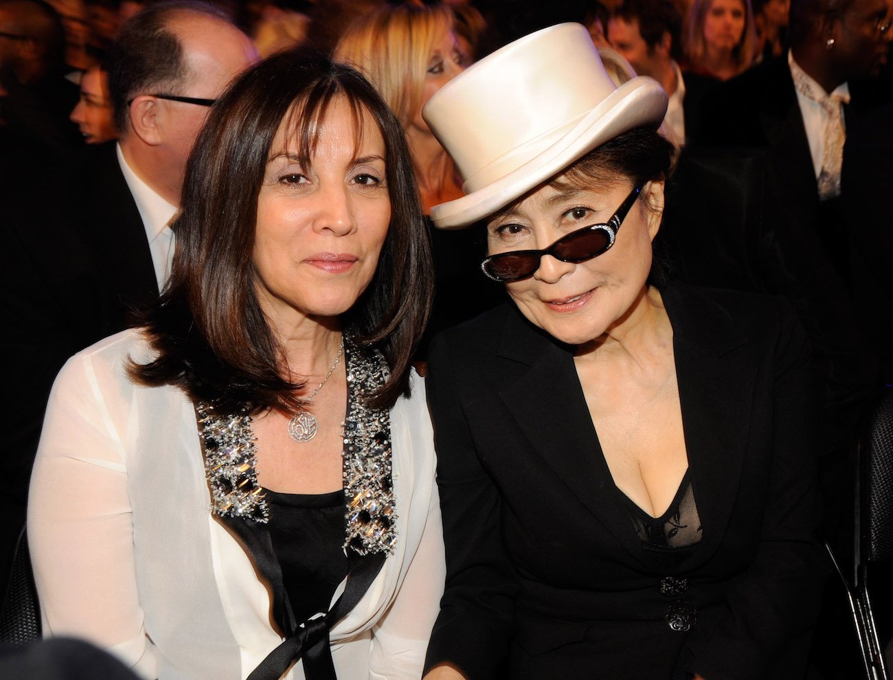 Olivia Harrison and Yoko Ono at the 2008 Grammy Awards.