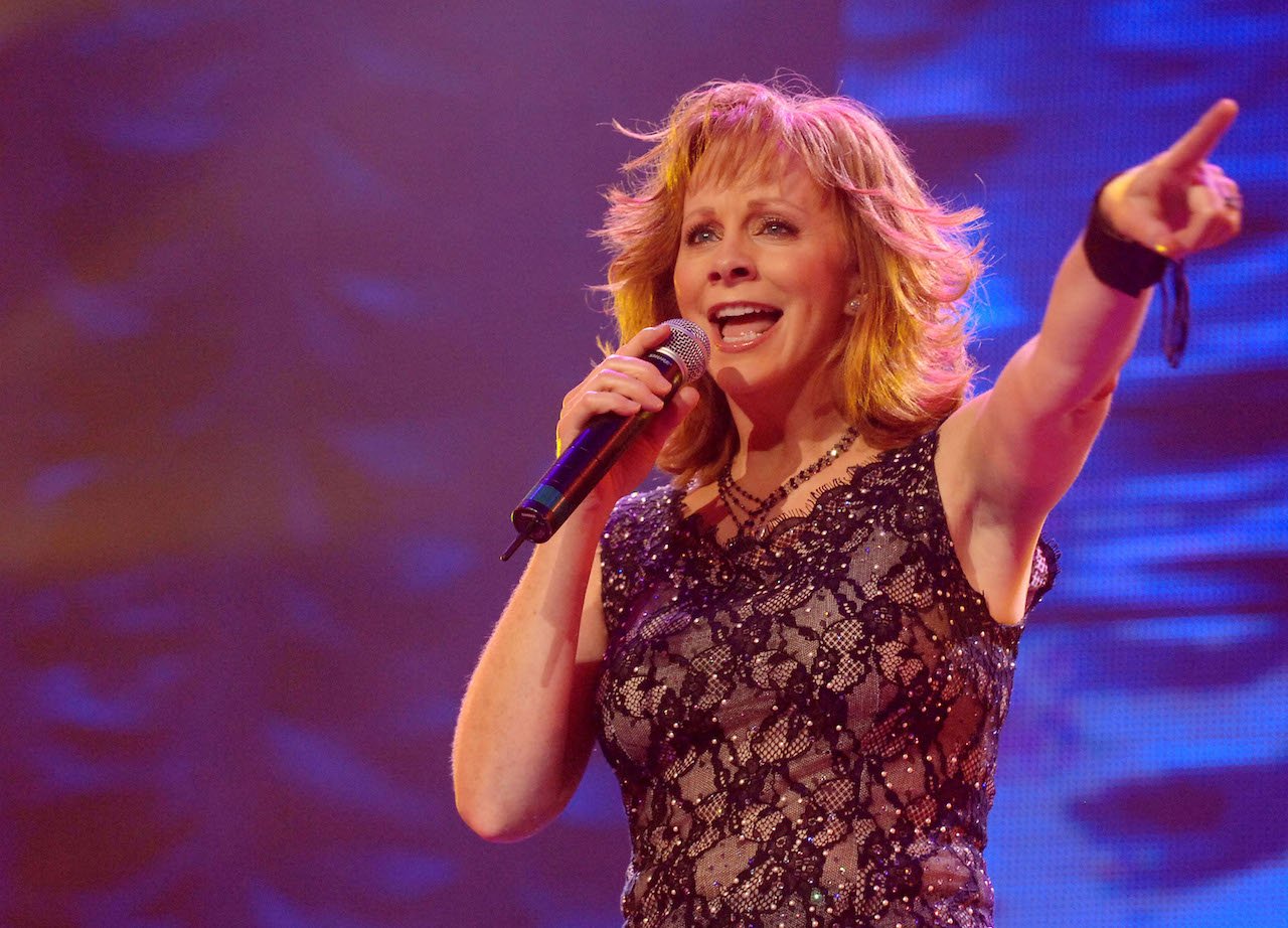 Reba McEntire, who would have done anything for a special person, performs in 2005