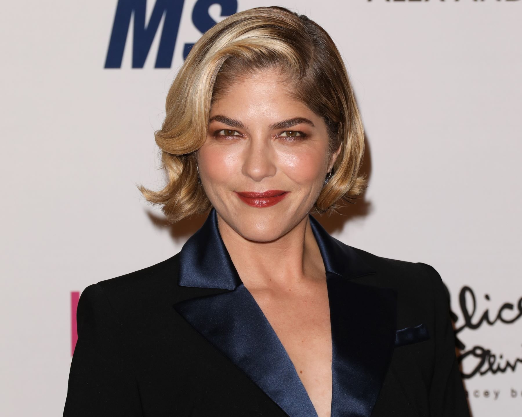 Selma Blair Partnered With an Accessible Beauty Brand After Injuring Herself With an Eyeliner Pencil