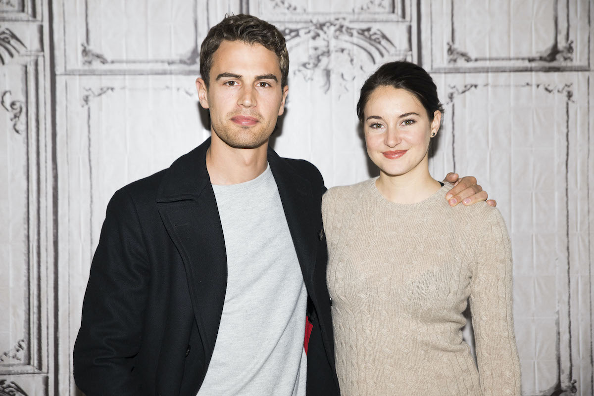 Divergent stars Theo James and Shailene Wooldey (Four and Tris)