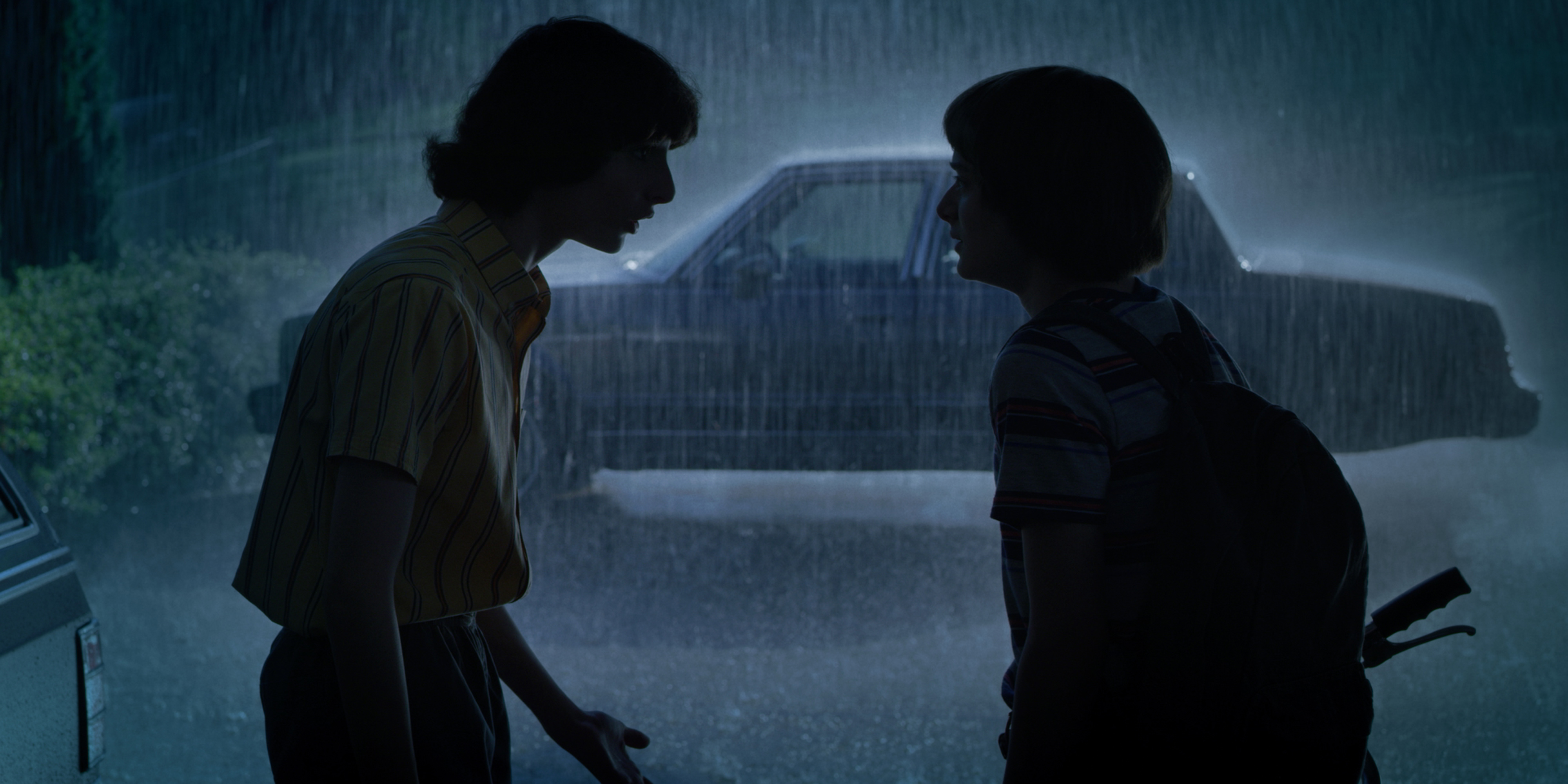 Mike (Finn Wolfhard) and Will (Noach Schnapp) talk about their relationship in 'Stranger Things' Season 3