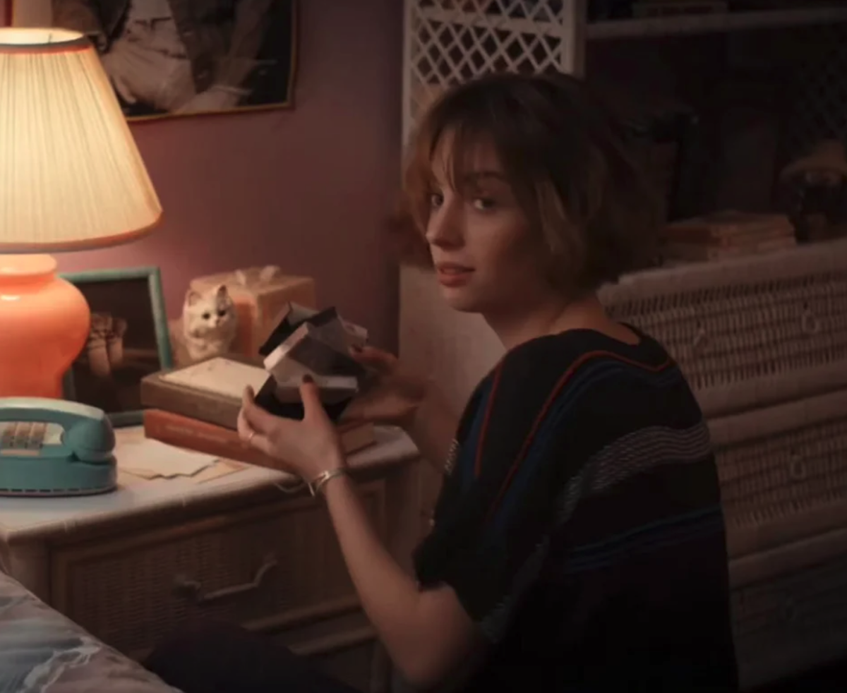 Robin Buckley (Maya Hawke) goes through Nancy's cassette tapes in 'Stranger Things 4' Volume 1