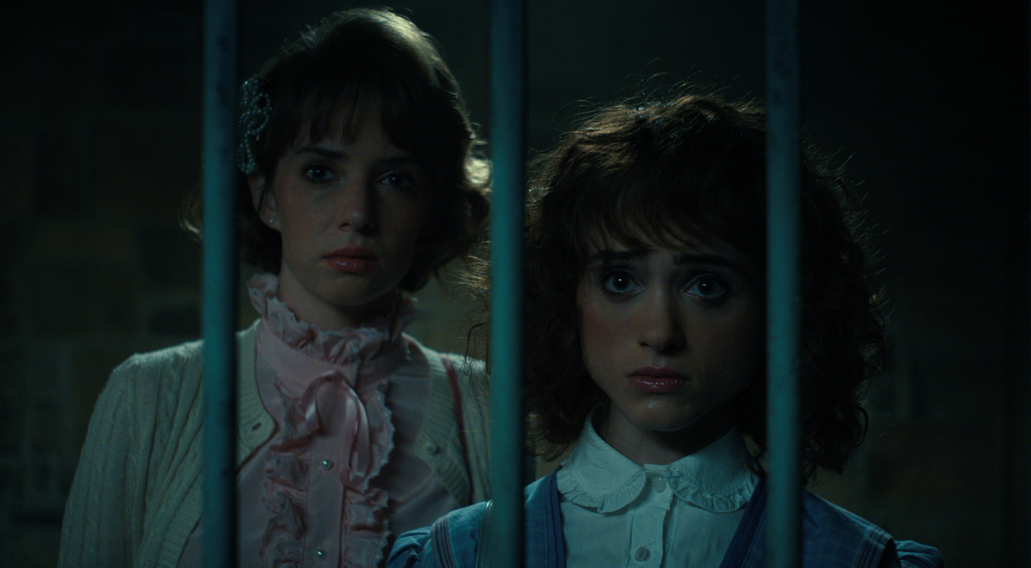 Maya Hawke as Robin Buckley and Natalia Dyer as Nancy Wheeler in Stranger Things 4, which included several horror movie references.