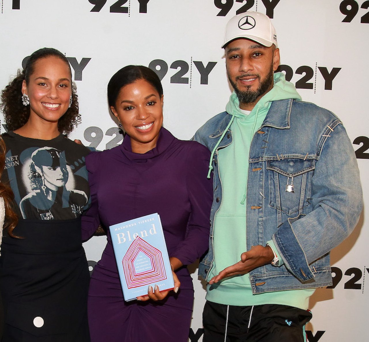 Alicia Keys, Mashonda, and Swizz Beatz pose for photo; Beatz shared a photo of his ex and Keys together