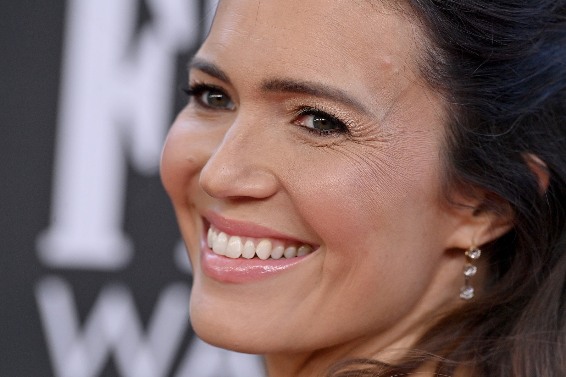 A close-up of 'This Is Us' actor Mandy Moore