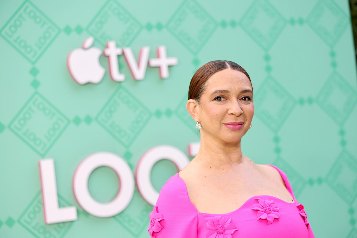 Maya Rudolph, who filmed a 'Hot Ones' interview as Molly on 'Loot', attends the 'Loot' premiere