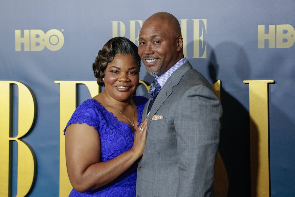 Mo'Nique (L) and husband Sidney Hicks (R) smiling