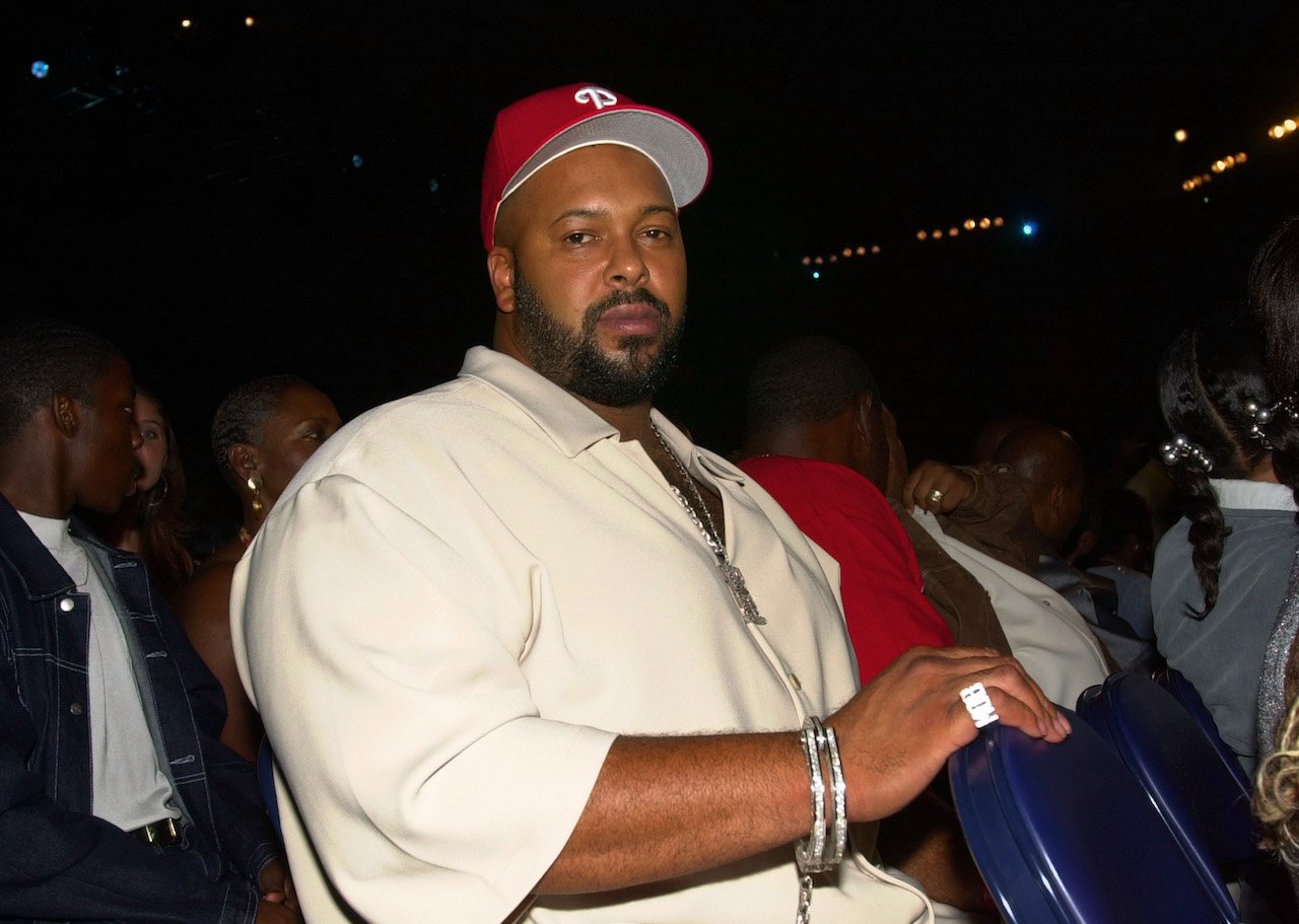 Suge Knight snap shop outside of party; Knight briefly played in the NFL before quitting