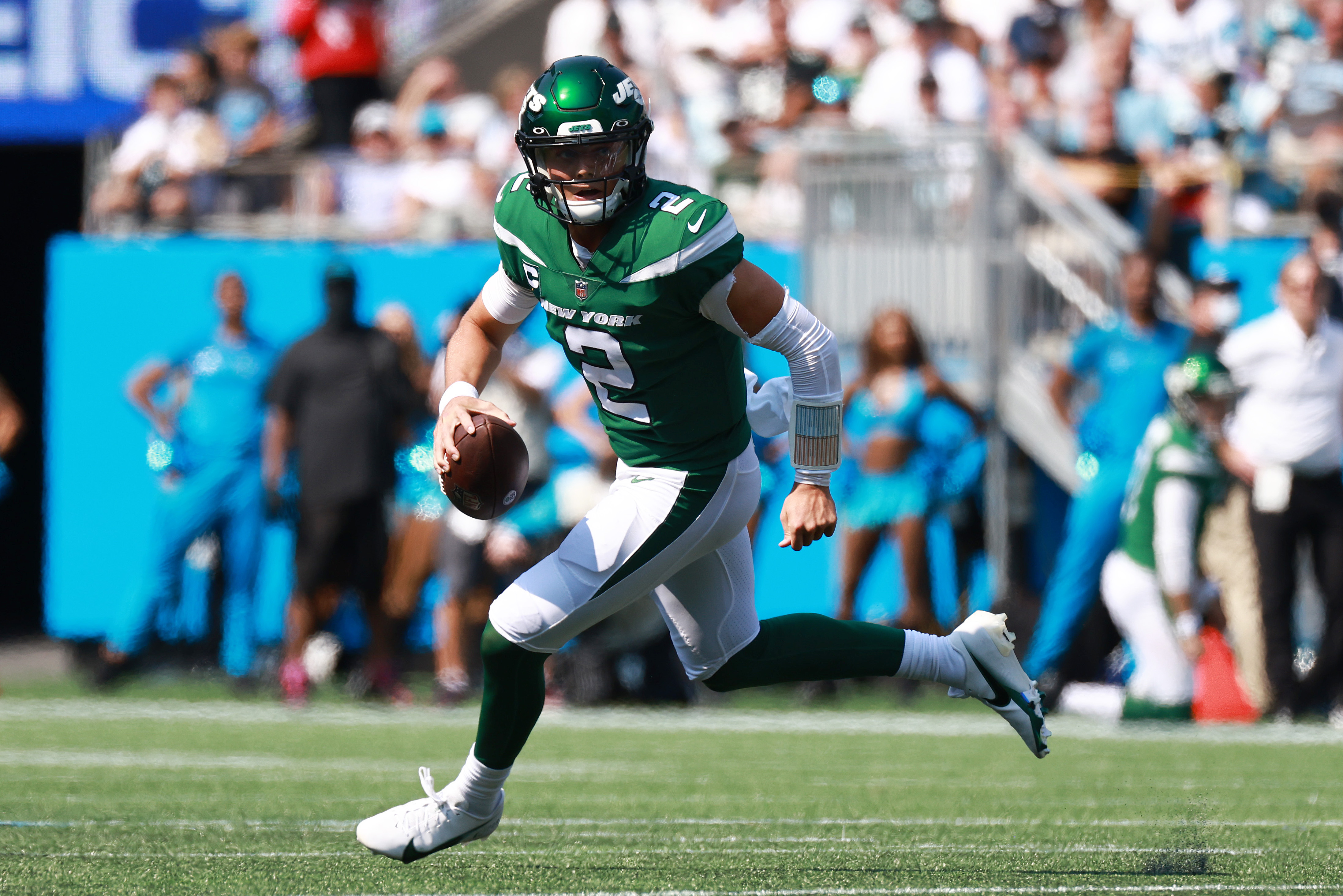 Zach Wilson #2 of the New York Jets looks to pass during the second half against the Carolina Panthers at Bank of America Stadium