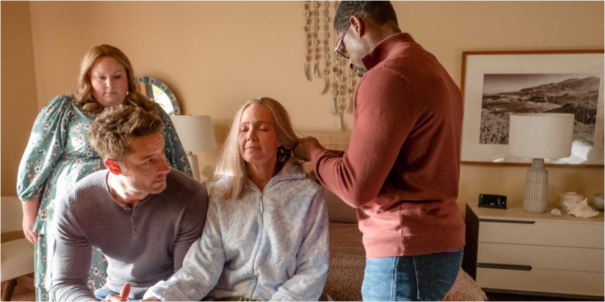 Chrissy Metz, Justin Hartley, Mandy Moore and Sterling K. Brown on the set of 'This Is Us.'
