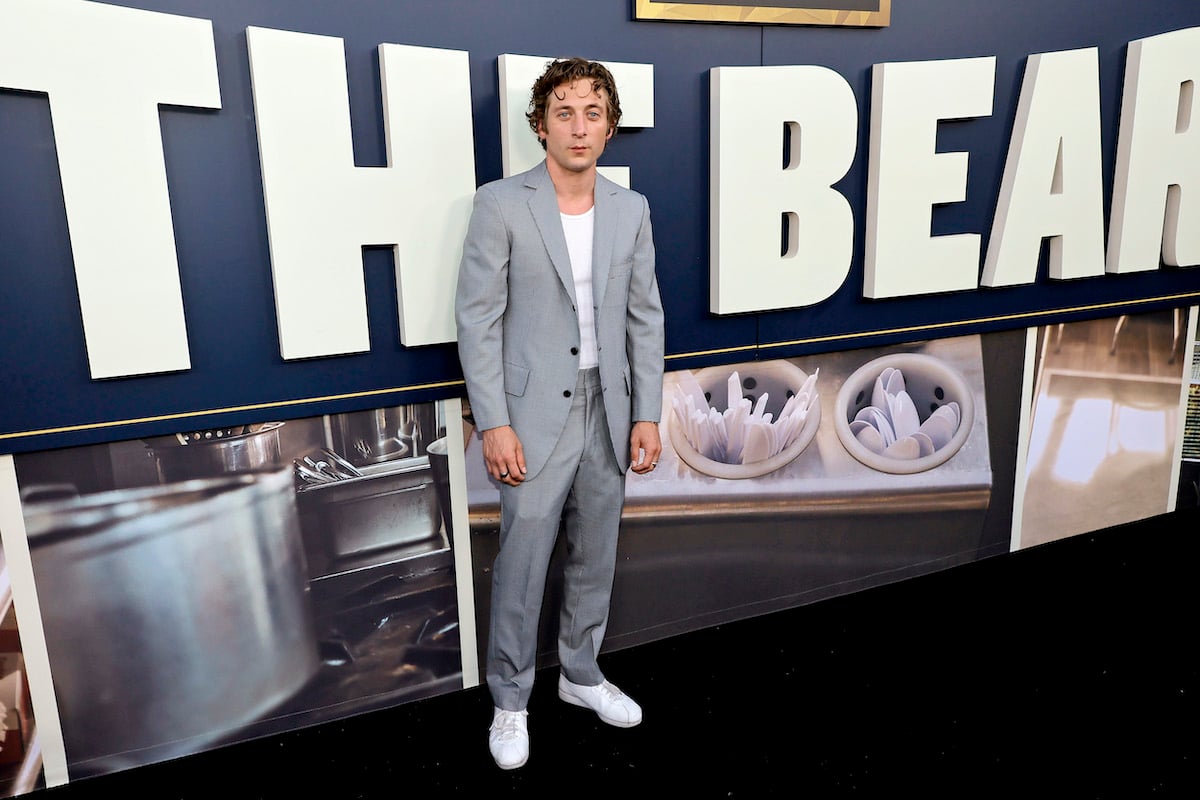 Jeremy Allen White attends the Los Angeles Premiere of FX's 'The Bear,' posing in a light gray suit.
