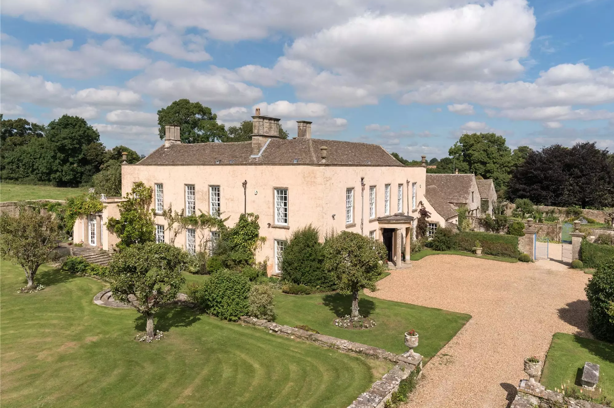 Luckington Court, the house from 1995 miniseries 'Pride & Prejudice