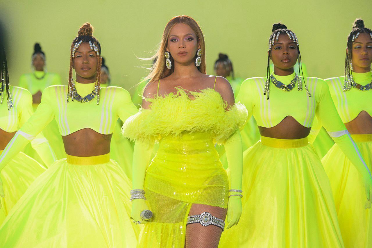 Beyoncé, who is nominated at the VMAs for Song of the Summer, wearing green