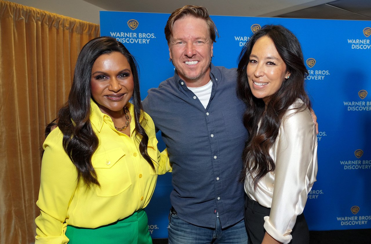 Chip Gaines, pictured (C) with Mindy Kaling (L) and Joanna Gaines (R), got a glow up, according to fans.