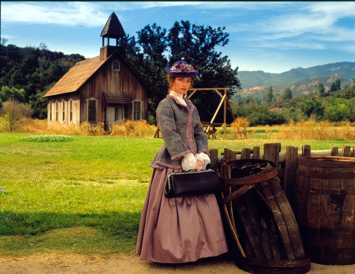 Jane Seymour standing in front of a church in 'Dr. Quinn, Medicine Woman'