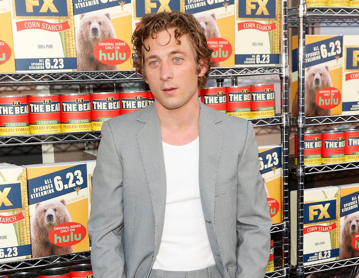 Jeremy Allen White, who plays Carmy on 'The Bear' while wearing white t-shirts, attends the premiere of 'The Bear'