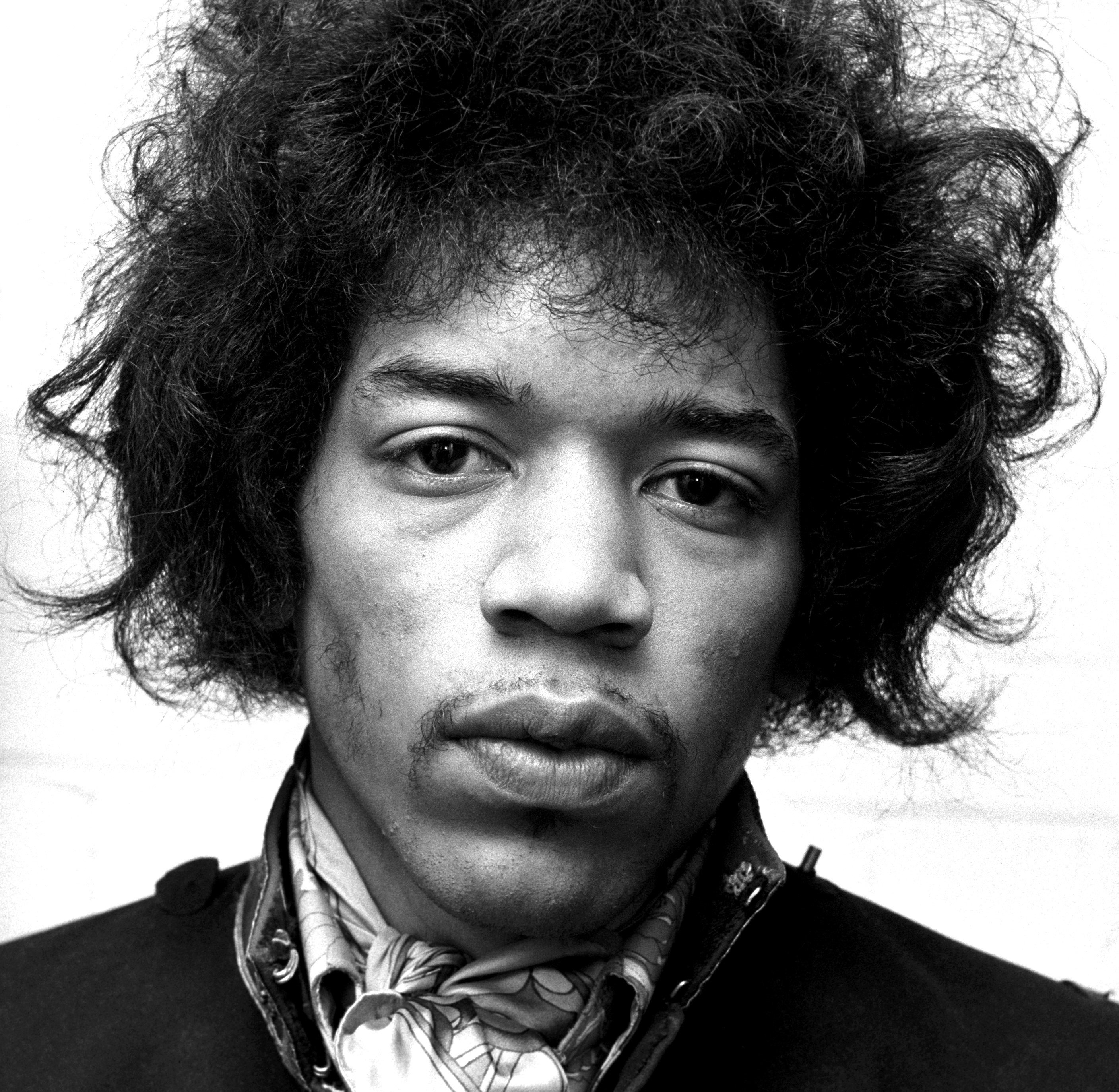 Jimi Hendrix Shocked The Monkees’ Songwriter While Performing ‘Foxy Lady’ and ‘Purple Haze’