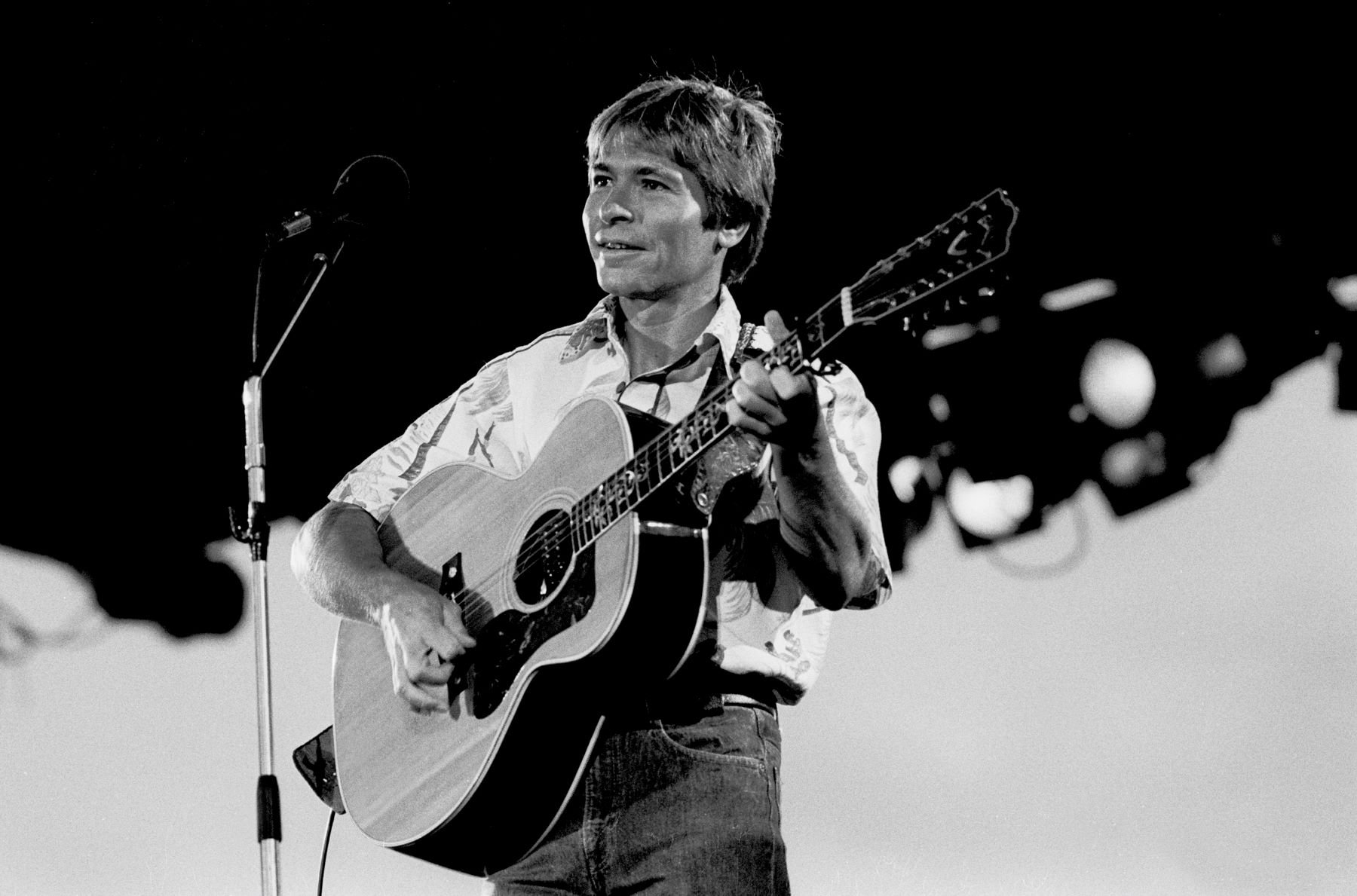 American musician John Denver at Chicagofest in Chicago, Illinois, in August 1982