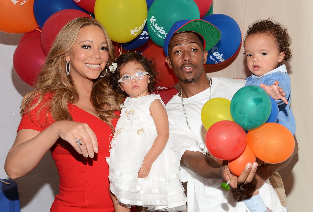 Mariah Carey and Nick Cannon with their twins, whose names are Moroccan and Monroe.