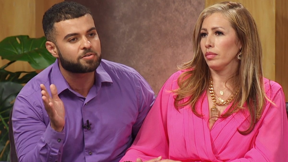 Mohamed Abdelhamed and Yvette 'Yve' Arellano sitting together at the tell-all for '90 Day Fiancé' Season 9.