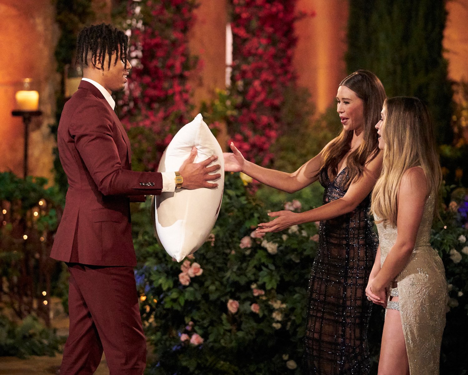 Gabby Windey and Rachel Recchia meeting Nate Mitchell on night 1 of 'The Bachelorette' Season 19