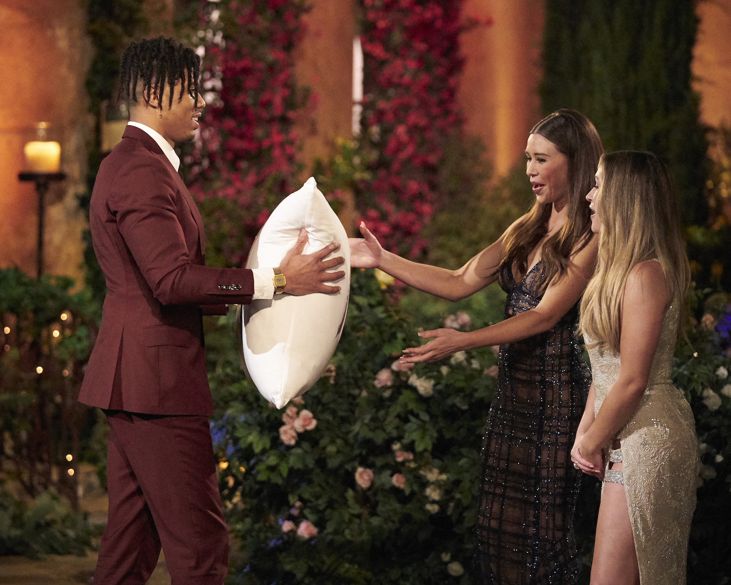 ‘The Bachelorette’ Spoilers: Reality Steve Thinks [Spoiler] Is Being Considered for ‘The Bachelor’