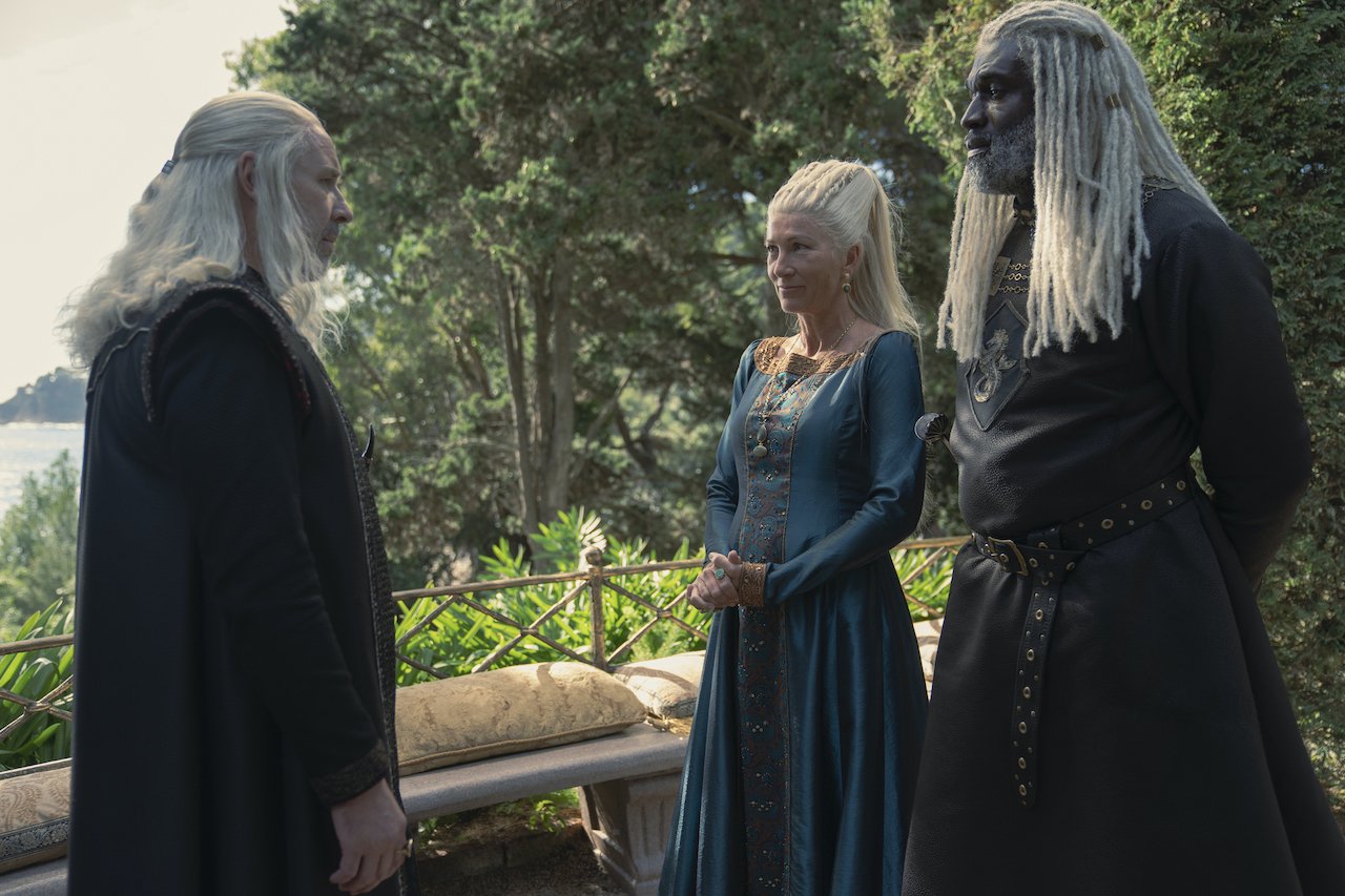 Paddy Considine as Viserys Targaryen, Eve Best as Rhaenys Targaryen, and Steve Toussaint as Corlys Valeryon in House of the Dragon