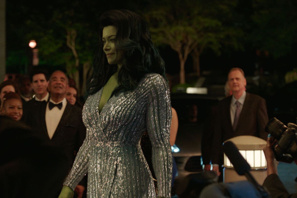 'She-Hulk: Attorney at Law' arrives at a gala wearing a gown thanks to VFX