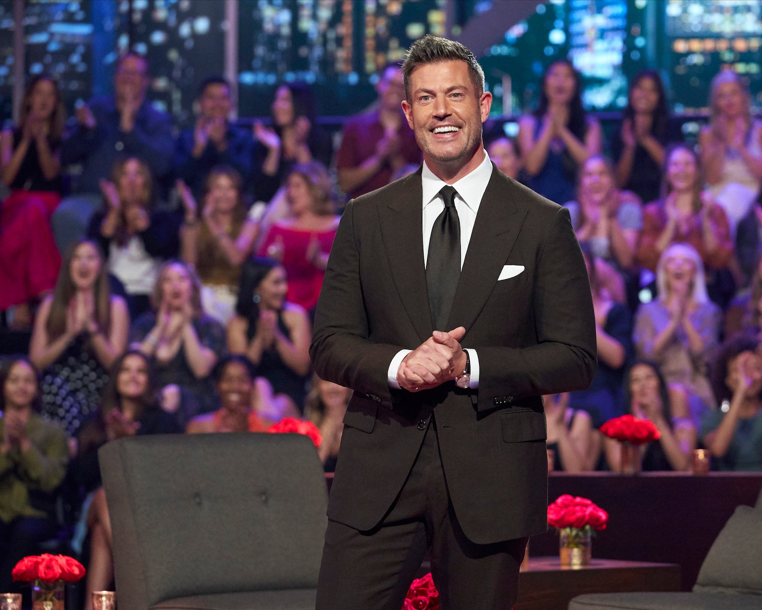 'The Bachelorette' free cruise vouchers were announced by host Jesse Palmer, seen here on the 'Men Tell All' stage.