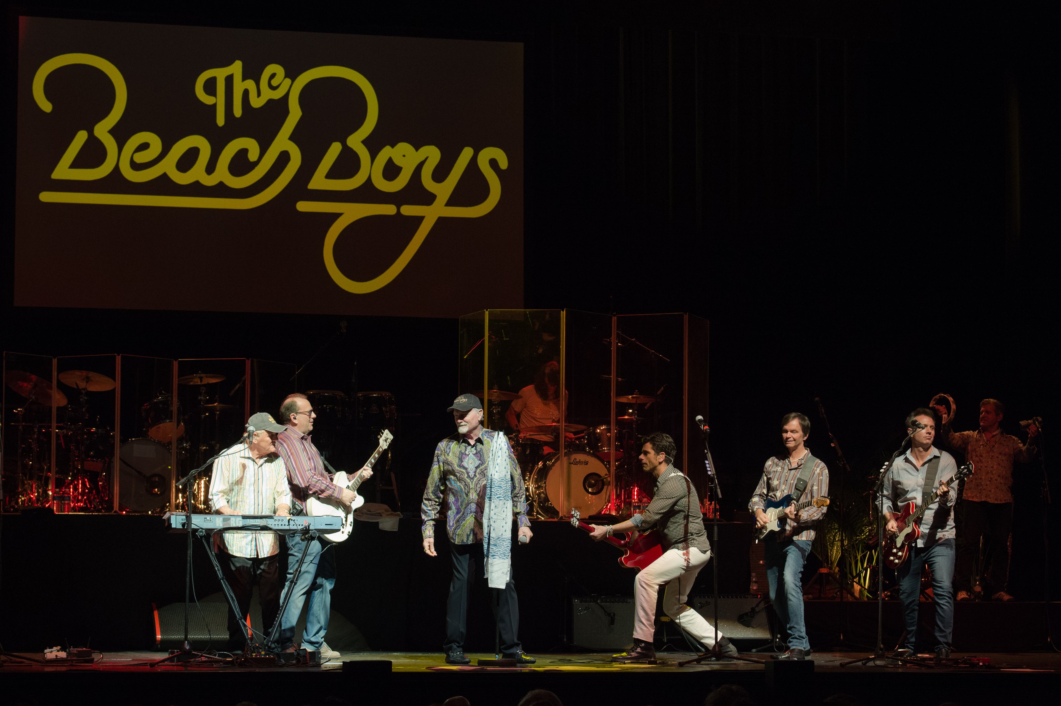 Jeffrey Foskett, Bruce Johnston, Mike Love, John Stamos, and Scott Totten from The Beach Boys
