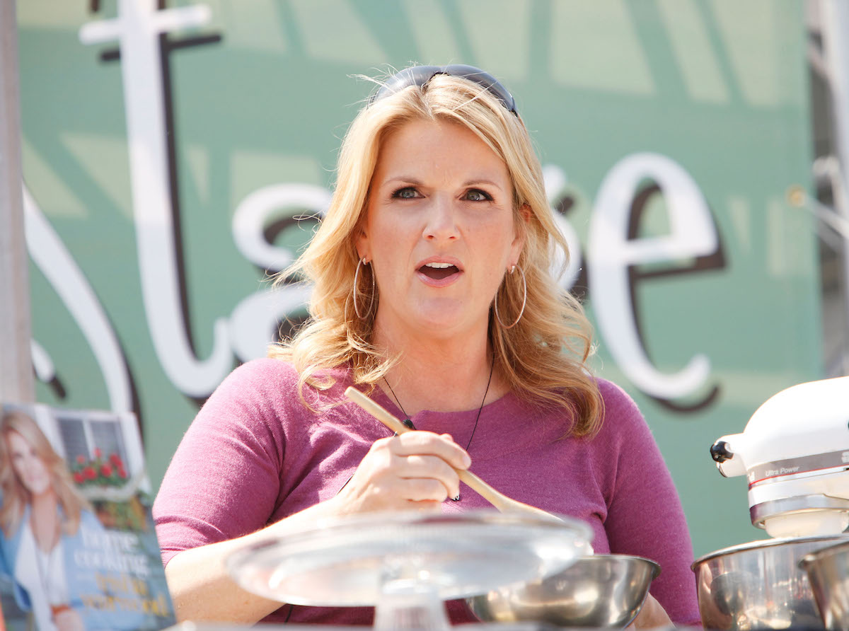 Trisha Yearwood’s Twist on Caesar Salad Is the Perfect Summer Side Dish
