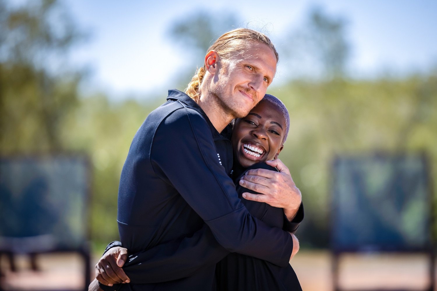Tyson Apostol and Cashay Proudfoot hugging in 'The Challenge: USA'