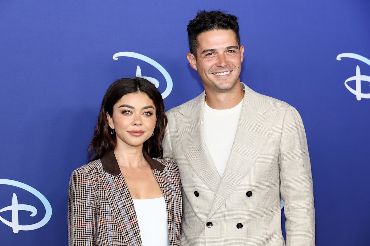 Sarah Hyland's 'Modern Family' CoStars Attended Her and Wells Adams
